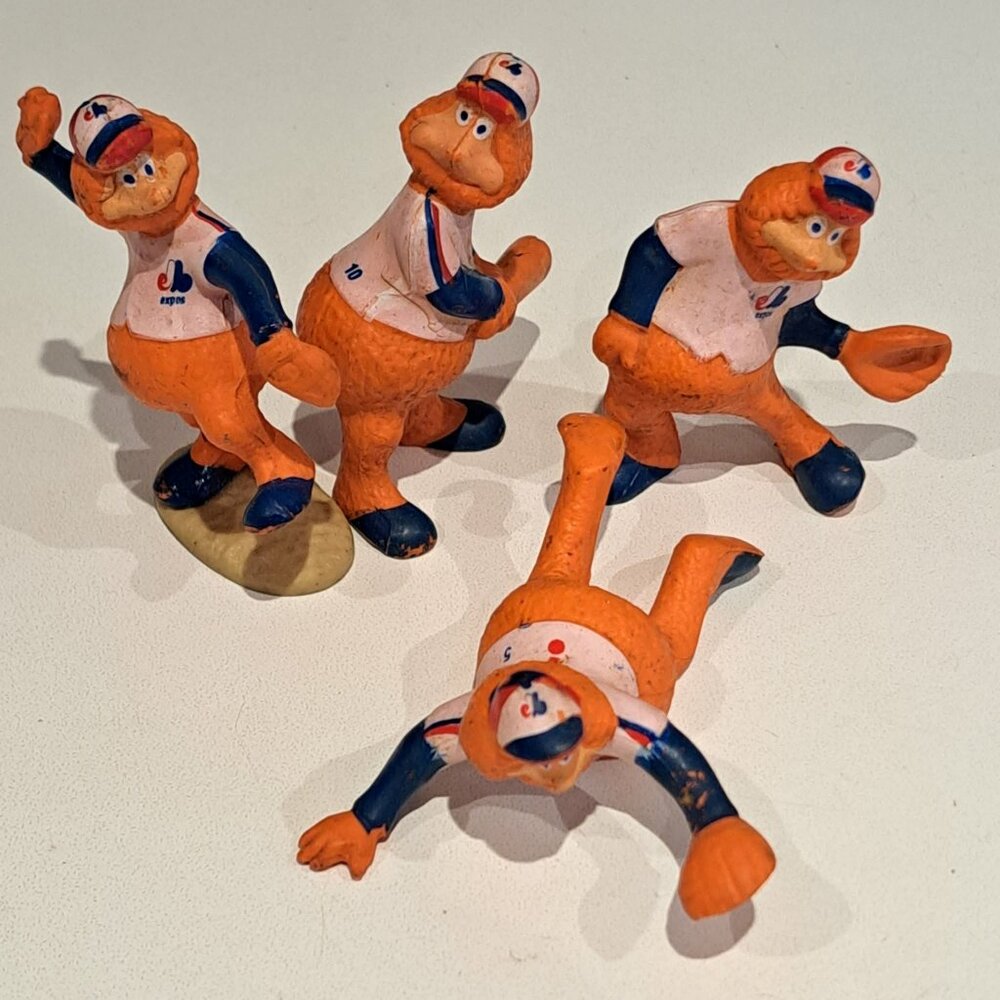 Youppi expos mascot figures